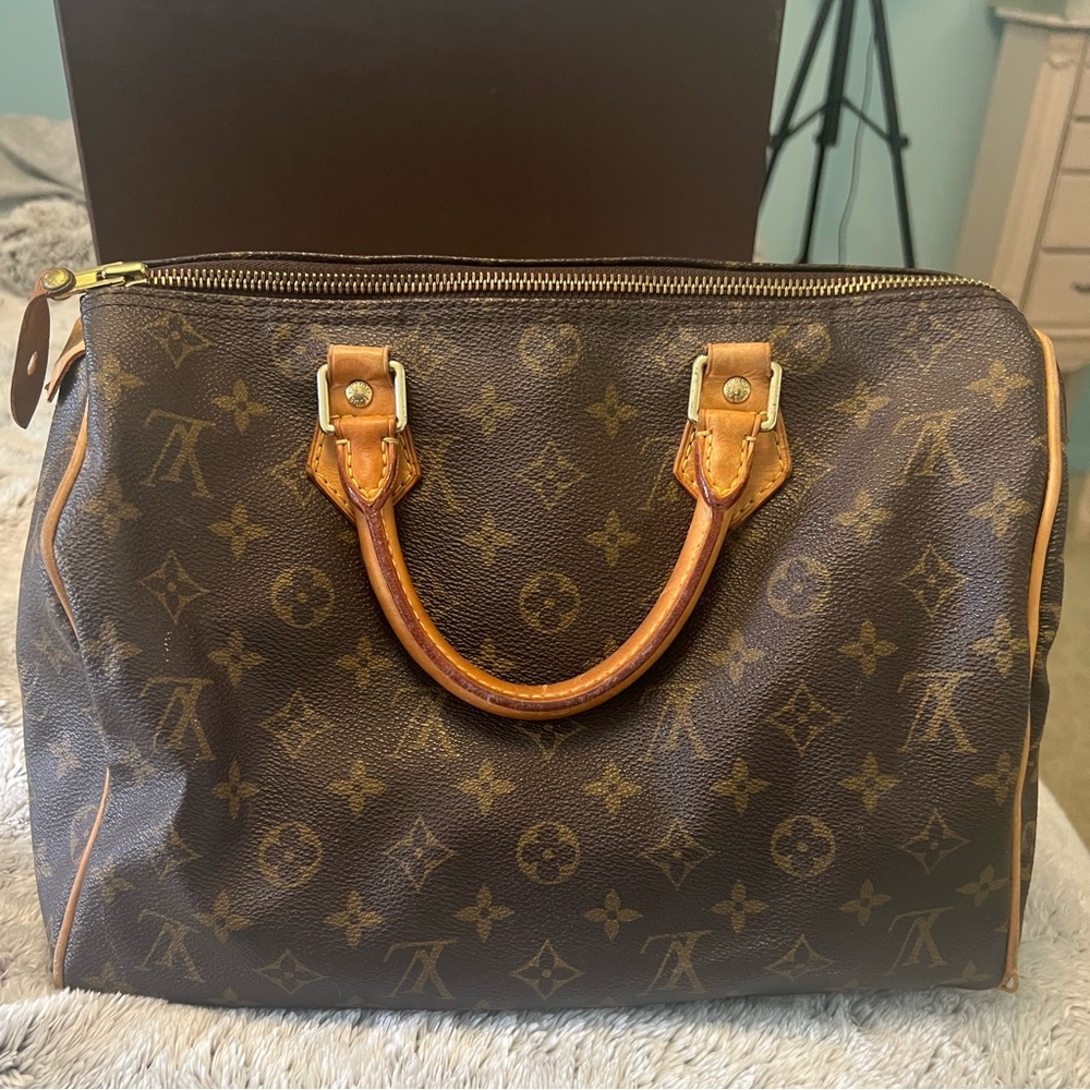 Louis Vuitton Speedy 30 bag
